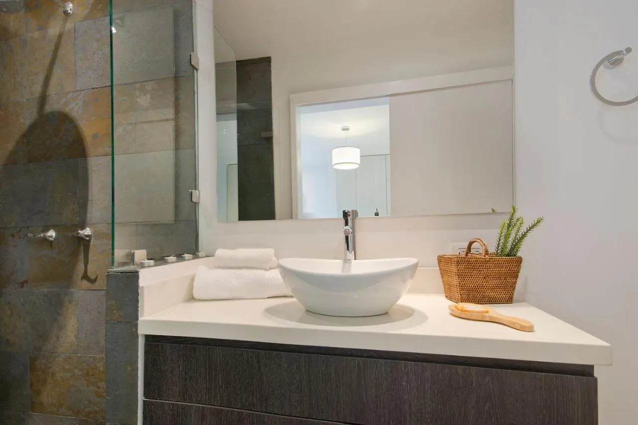 Oasis Del Poblado By Lifeafar Apartment Medellin