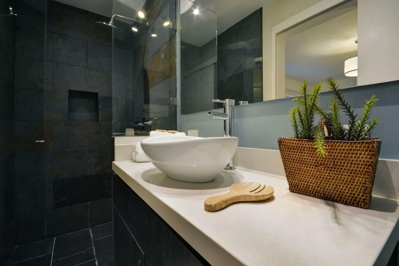 Oasis Del Poblado By Lifeafar Apartment Medellin
