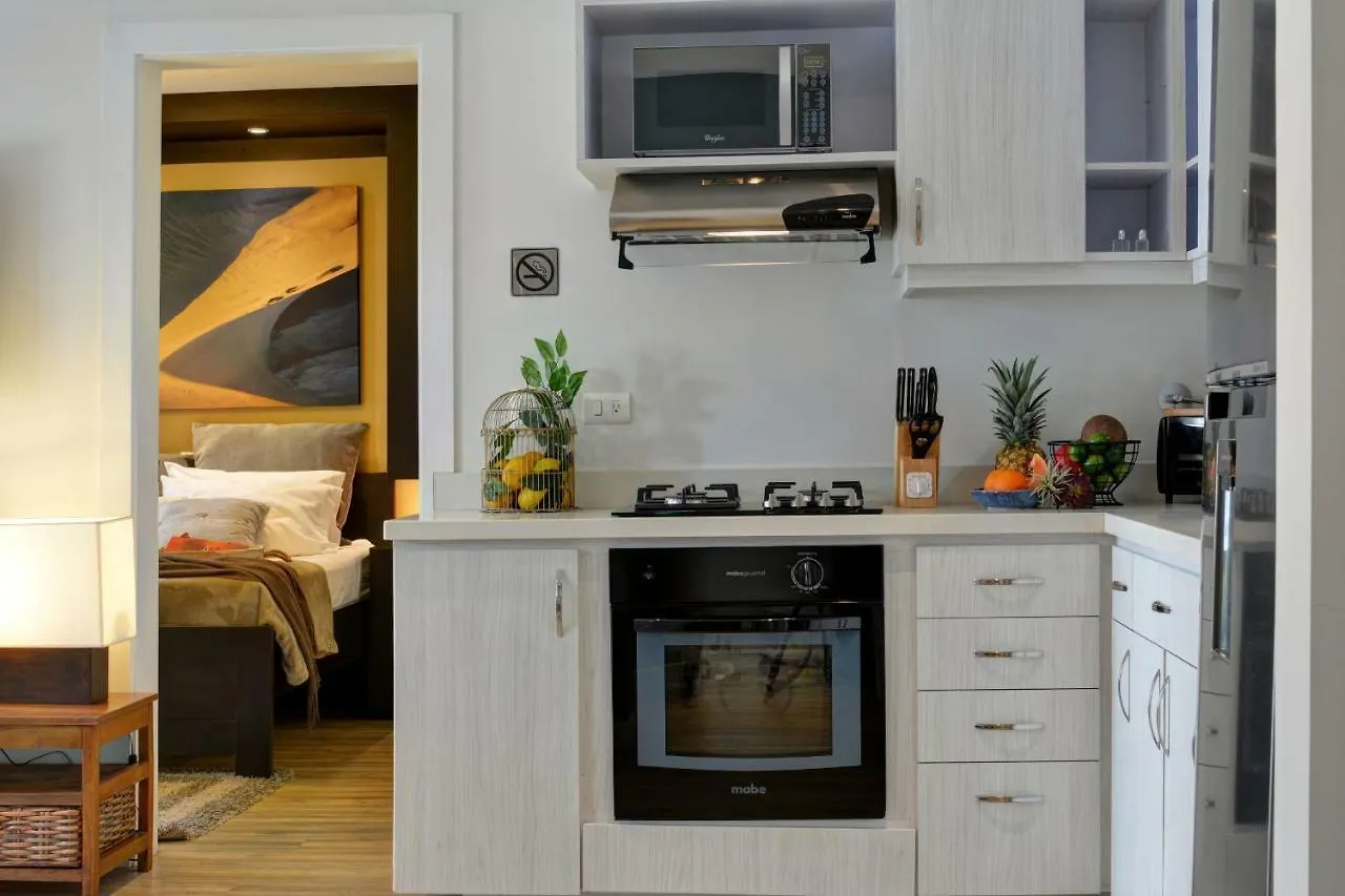 Oasis Del Poblado By Lifeafar Apartment Medellin